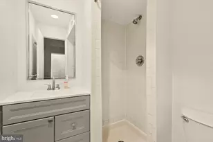 1905 17th St NW, Washington, DC 20009 - Photo 20