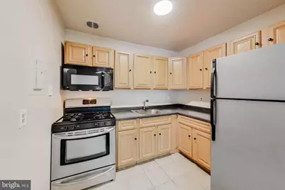 7054 Eastern Avenue NW #204, Washington, DC 20012 - Photo 4