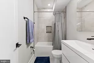 1028 Bladensburg Rd NE, Washington, DC 20002 - Photo 16