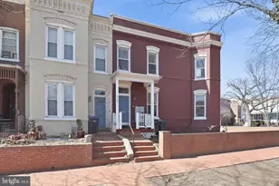 229 14th St SE, Washington, DC 20003 - Photo 1