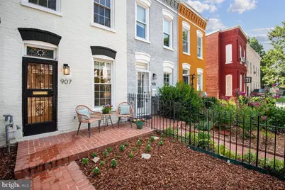 907 8th Street NE, Washington, DC 20002 - Photo 2