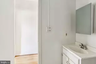 400 15th St SE, Washington, DC 20003 - Photo 48