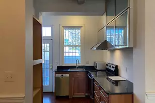 630 C St SE, Washington, DC 20003 - Photo 10