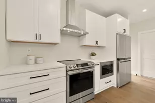 1631 G St SE, Washington, DC 20003 - Photo 14