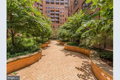 631 D Street NW #1038, Washington, DC 20004 - Photo 30