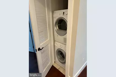 4004 Edmunds Street NW #7, Washington, DC 20007 - Photo 6