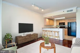 777 7th St NW, Washington, DC 20001 - Photo 2