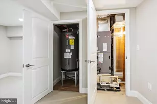 329 15th St NE, Washington, DC 20002 - Photo 60