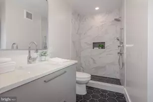 933 N St NW, Washington, DC 20001 - Photo 16