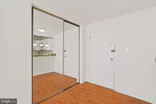 2401 H St NW, Washington, DC 20037 - Photo 4