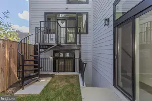 722 Kenyon St NW, Washington, DC 20010 - Photo 26