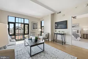 910 M St NW, Washington, DC 20001 - Photo 2