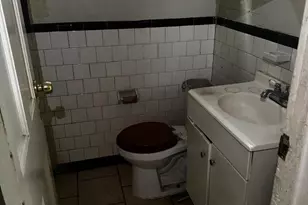 1223 Holbrook Terrace NE, Washington, DC 20002 - Photo 12