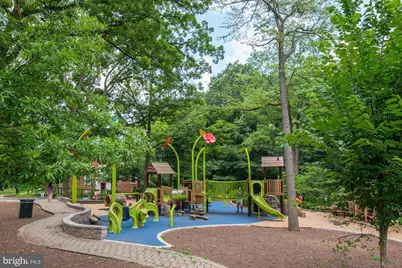 3420 38th Street NW #D418, Washington, DC 20016 - Photo 16