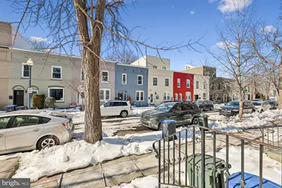 1226 Carrollsburg Place SW, Washington, DC 20024 - Photo 2