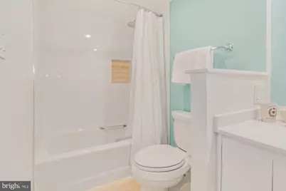 1080 Wisconsin Avenue NW #405, Washington, DC 20007 - Photo 24