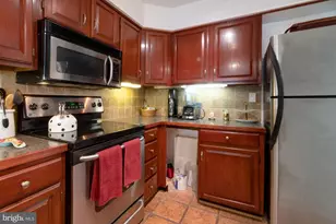 1080 Wisconsin Ave NW, Washington, DC 20007 - Photo 14