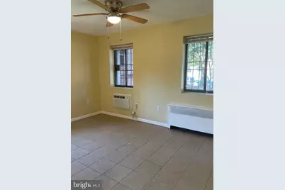 6 Galveston Street SW #103, Washington, DC 20032 - Photo 4