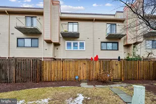 73 Hawthorne Ct NE, Washington, DC 20017 - Photo 8