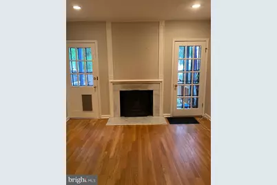 339 SE 11th Street SE, Washington, DC 20003 - Photo 16