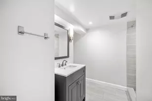 810 20th St NE, Washington, DC 20002 - Photo 32