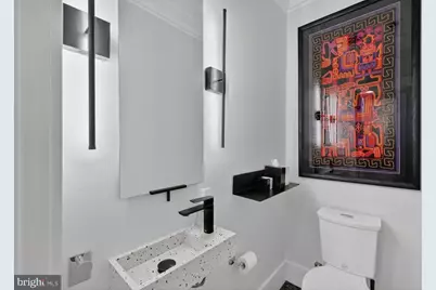 2214 North Capitol Street NW, Washington, DC 20002 - Photo 18