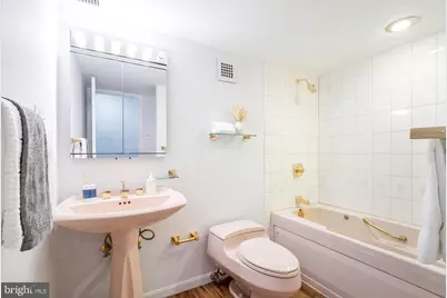 700 7th Street SW #826, Washington, DC 20024 - Photo 20