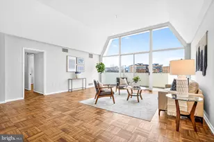 700 7th St SW, Washington, DC 20024 - Photo 1