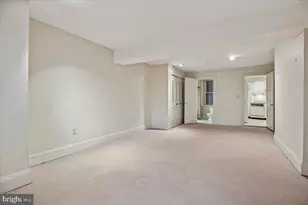 17 Logan Cir NW, Washington, DC 20005 - Photo 42