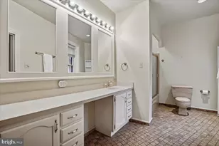 17 Logan Cir NW, Washington, DC 20005 - Photo 28