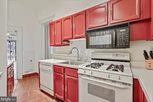 17 Logan Cir NW, Washington, DC 20005 - Photo 12