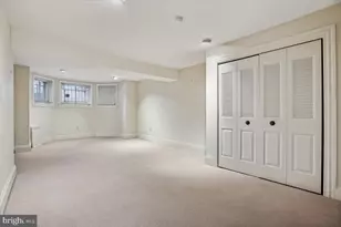 17 Logan Cir NW, Washington, DC 20005 - Photo 76