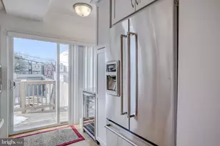 237 16th St SE, Washington, DC 20003 - Photo 16