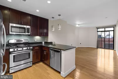1211 13th Street NW #407, Washington, DC 20005 - Photo 2