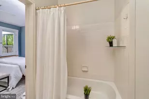 1817 19th St NW, Washington, DC 20009 - Photo 22