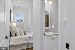 612 9th St NE, Washington, DC 20002 - Photo 12