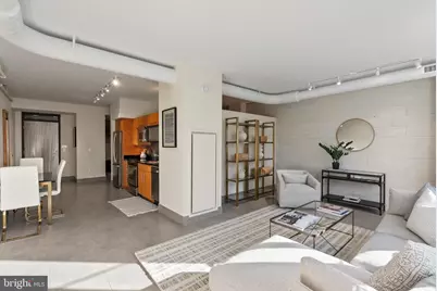 1133 14th Street NW #802, Washington, DC 20005 - Photo 2