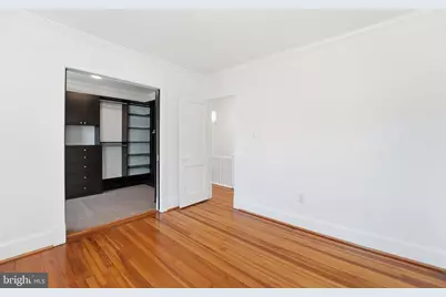 5149 Macarthur Boulevard NW, Washington, DC 20016 - Photo 12