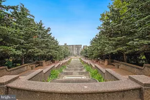 1954 Columbia Rd NW, Washington, DC 20009 - Photo 32