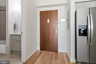 1000 New Jersey Ave SE, Washington, DC 20003 - Photo 16