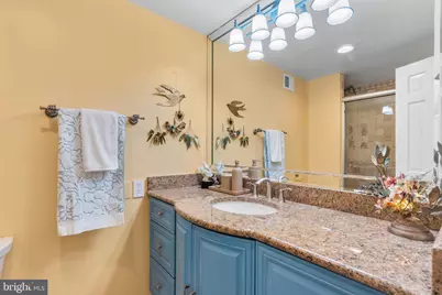 700 New Hampshire Avenue NW #712, Washington, DC 20037 - Photo 32