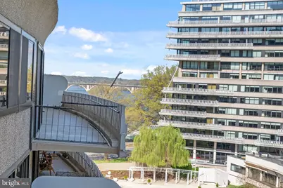 700 New Hampshire Avenue NW #712, Washington, DC 20037 - Photo 14