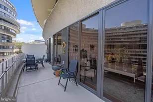 700 New Hampshire Ave NW, Washington, DC 20037 - Photo 16