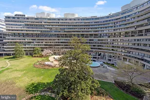 700 New Hampshire Ave NW, Washington, DC 20037 - Photo 40