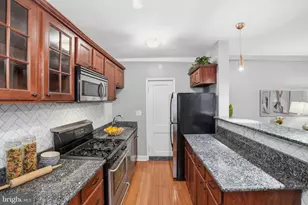 5112 Connecticut Ave NW, Washington, DC 20008 - Photo 4