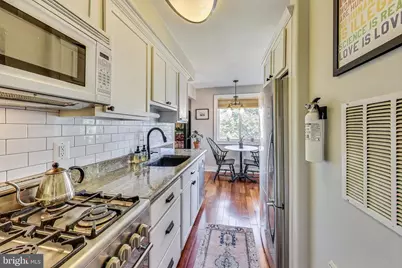 2004 3rd Street NE #204, Washington, DC 20002 - Photo 6