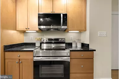 1701 16th Street NW #322, Washington, DC 20009 - Photo 8