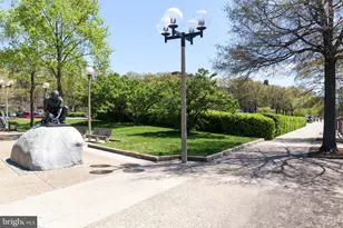 1101 3rd St SW, Washington, DC 20024 - Photo 46