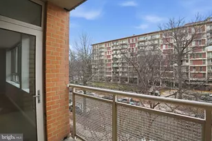 350 G St SW, Washington, DC 20024 - Photo 18