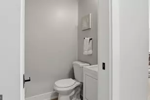 716 Kearny St NE, Washington, DC 20017 - Photo 12